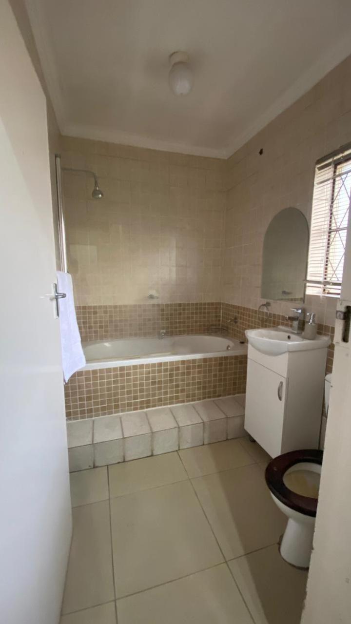 Entire 4 Bedroom House In Midrand, Johannesburg Randjesfontein Zewnętrze zdjęcie